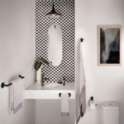 Moen Arlys Matte Black Towel Bar 7.25 In. L Zinc 7 Moen Arlys Matte Black Towel Bar 7.25 In. L Zinc -Wenn Bathroom Shop 19245be5 bdd4 4e9d ba7e 4b6acbd407be