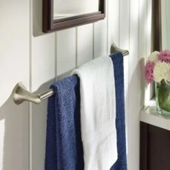 Moen Darcy Brushed Nickel Towel Bar 24 In. L Zinc -Wenn Bathroom Shop 3f1f80c7 3232 44da 94b0 db2604928ee9