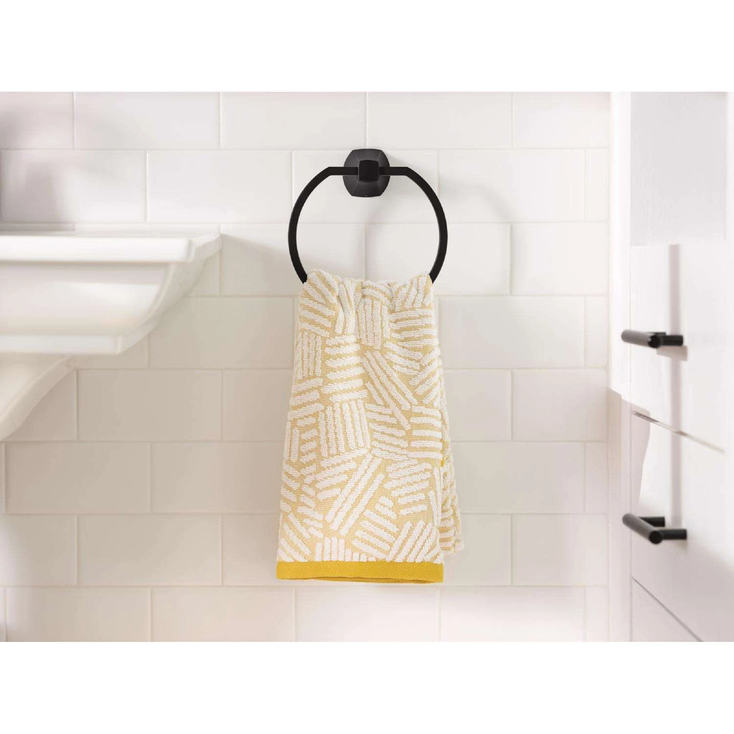 Moen Lindor Matte Black Towel Ring Zinc 4 Moen Lindor Matte Black Towel Ring Zinc - Image 2